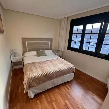 Casa Con Terraza En El Casco Betanzos